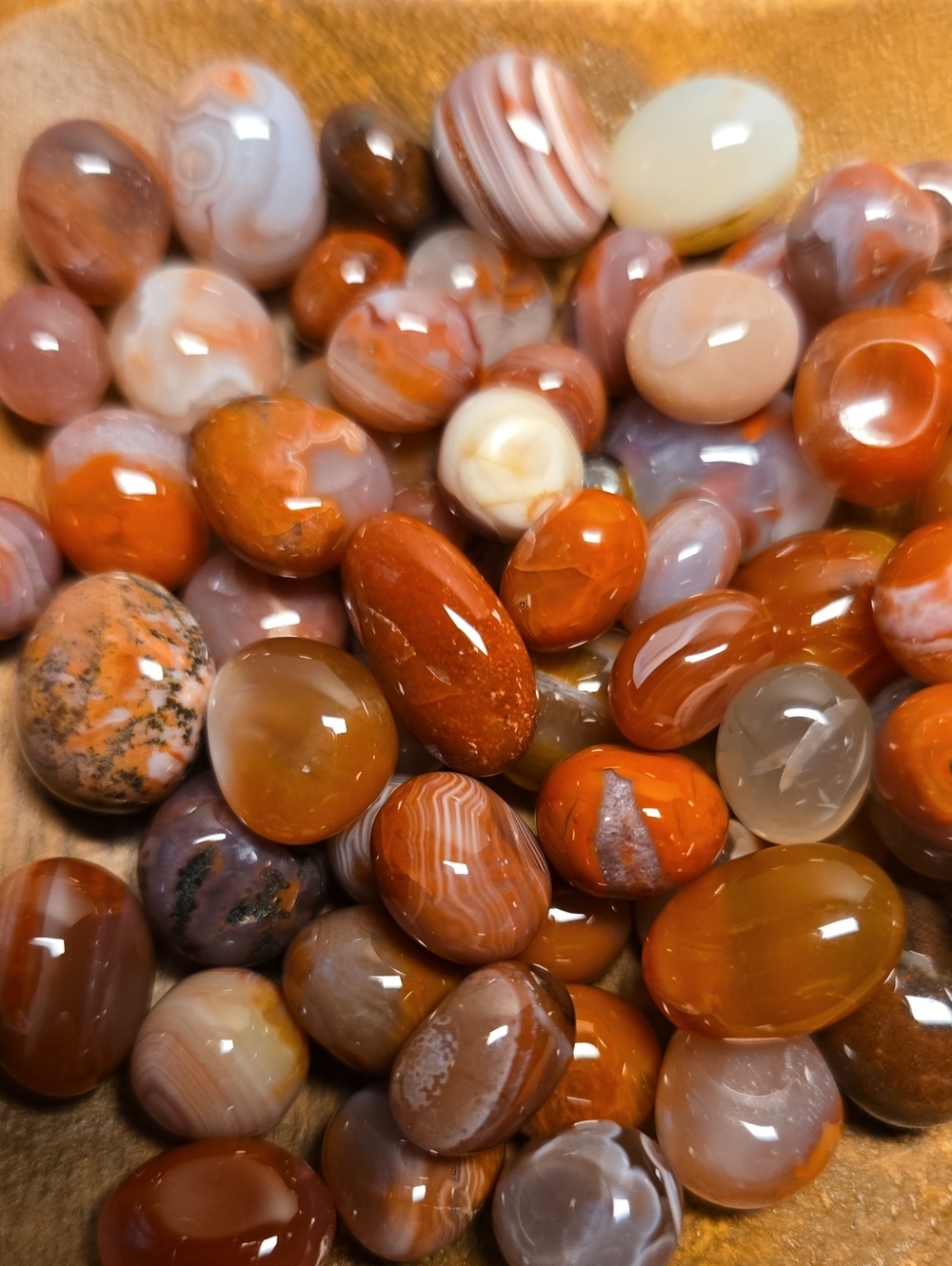 Mixed Polished Carnelian and Agate Tumbled Stones